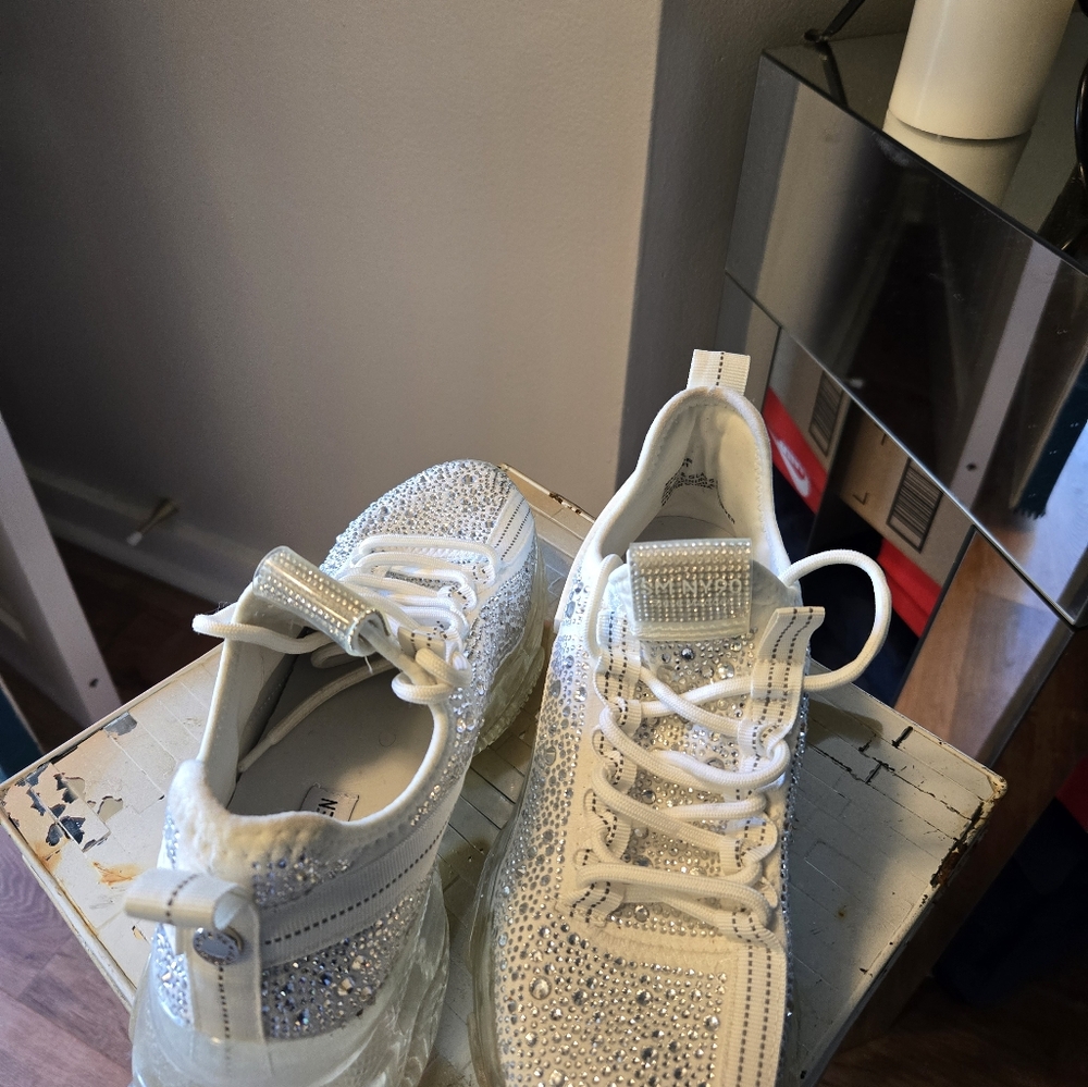 Steve Madden Sneakers White Rhinestone Glitter